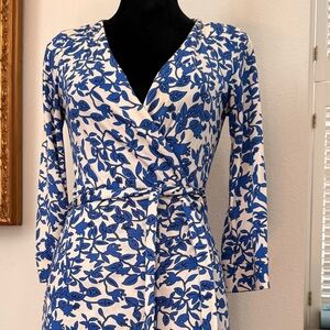 Diane Von Furstenberg Blue and White Long Sleeve Dress